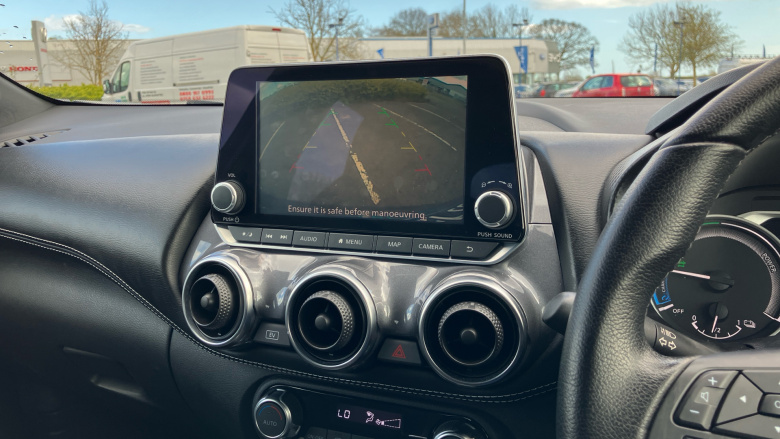 Nissan Juke 1.6 Hybrid N-Connecta 5dr Auto Hybrid Hatchback